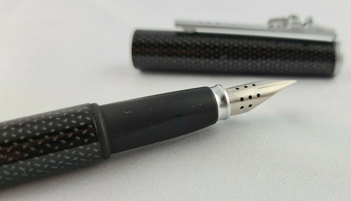 Füllhalter Füller Formel 1 Schwarz Carbon Diplomat M-Feder - Bild 5 von 10