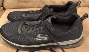 skechers relaxed fit memory foam mens