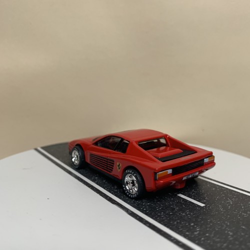 Matchbox Premiere Super Cars Collection Ferrari Testarossa Red w/Logo 1:59 NM - Picture 9 of 14