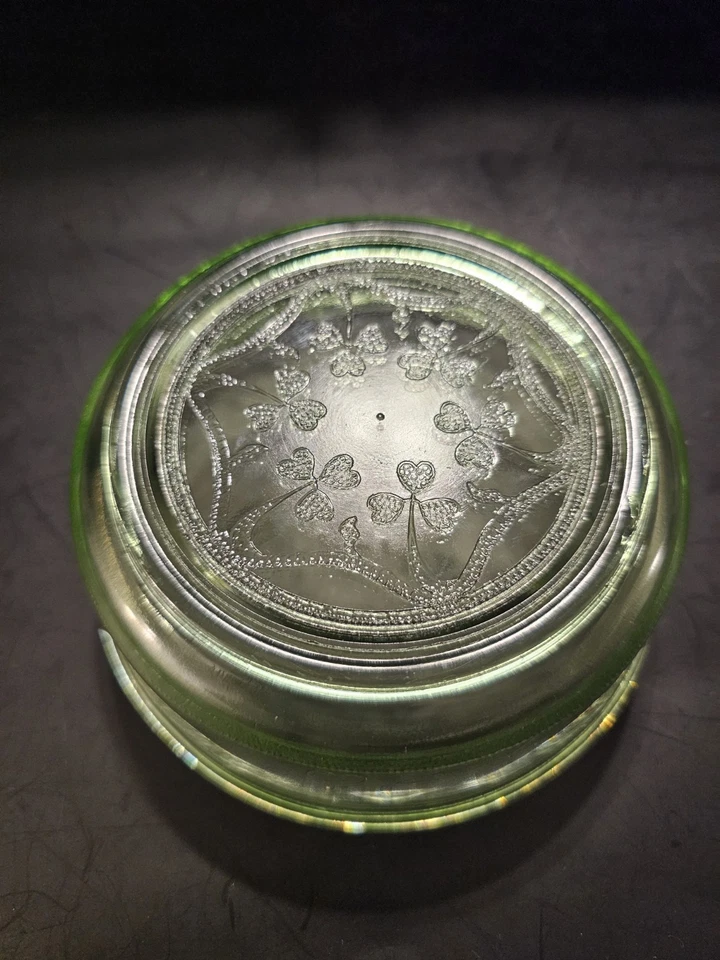 Rare Green Uranium Vaseline Hazel Atlas Cloverleaf Cereal Bowl 5" x 1 3/4" - Image 4 of 4