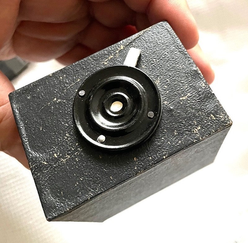 Vintage Kamerette small Japanese Yen box miniature camera + FILM Occupied Japan
