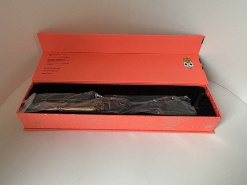 Colección Amika Armory - The Antídote Silk Wrapped Styler Nuevo - Imagen 2 de 10