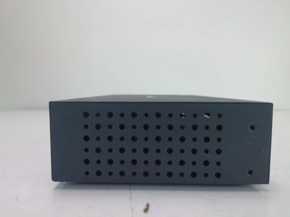 HP ProCurve 1400-8G Gigabit Ethernet Netzwerk Switch 8 Port RJ-45 J9077A no PSU - Bild 2 von 4