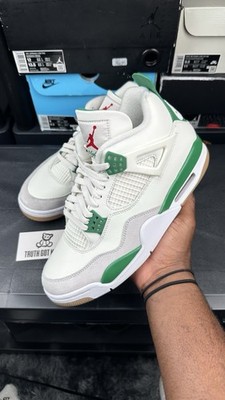 9.5M - Nike SB x Air Jordan 4 AJ4 Pine Green DR5415-103 (EXCELLENT CONDITION)