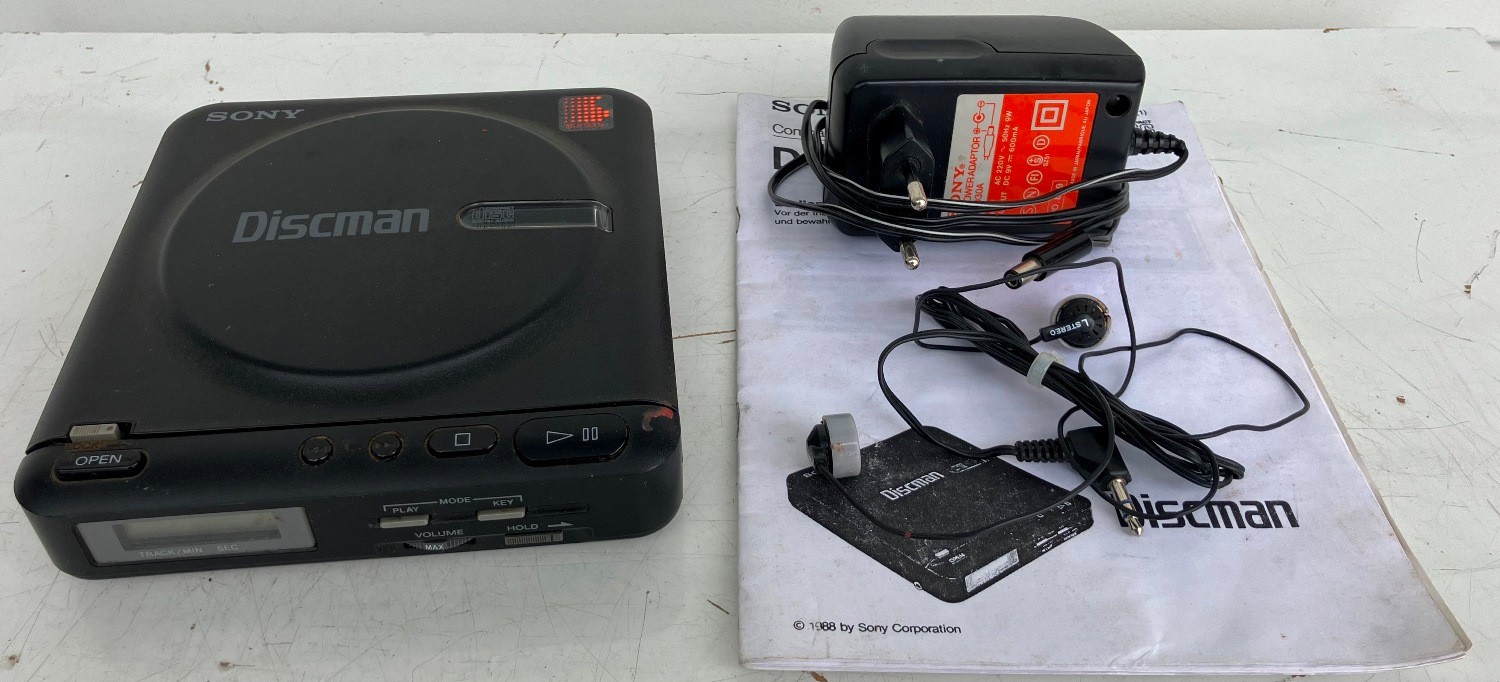 Sony D-20 Discman Compact Disc Portable CD Player Schwarz