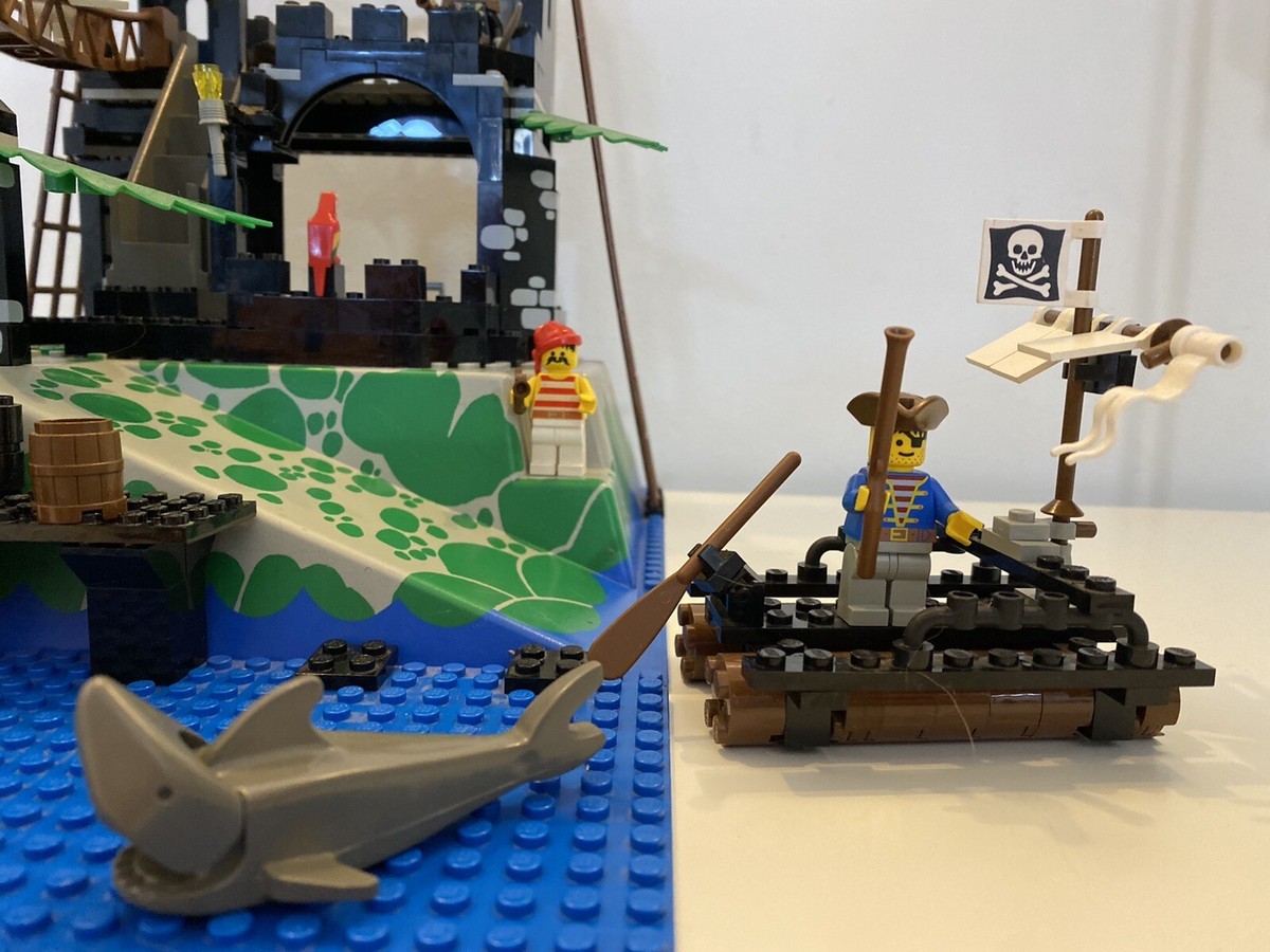 Vintage Lego Pirates 6273 Rock Island Refuge Set (1991) With