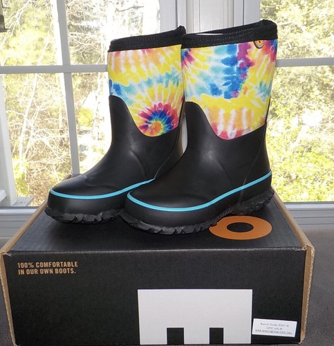 bogs tie dye boots