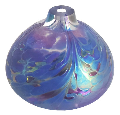 VINTAGE NUANCE 1992 NEW ORLEANS IRIDESCENT ART GLASS OIL LAMP SIGNED