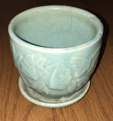 Vintage Aqua Blue NM NELSON McCoy BUTTERFLY JARDINIERE PLANTER Flower Pot 3 3/4”