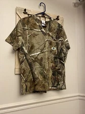 NFL  Green Bay Packers Logo Scrub Top Camouflage Real Tree