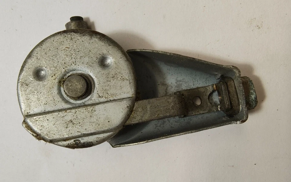 Interruptor de lámpara de luz de cabeza Plymouth DeSoto 1935 Dodge Chrysler Airstream NOS 635451. Foto 4 de 4