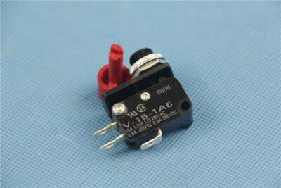 ONE New Omron VAQ-4R-K switch VAQ4RK fast delivery