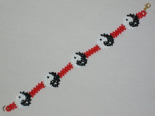 Yin Yang Beaded Peyote Stitch Rosette & Right Angle Weave Bracelet - Afbeelding 1 van 2