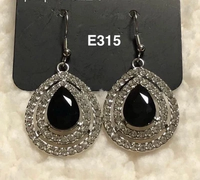 Paparazzi Women’s Fashion Jewelry Mixed Lot 10pr Earrings Silver, Black, Green - Image 1 of 4