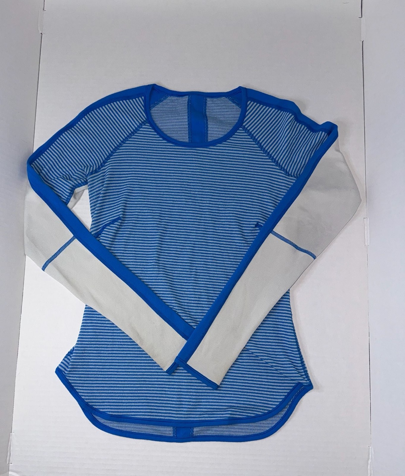 Lululemon Swiftly Tech Long Sleeve Blue White Striped Colorblock Top