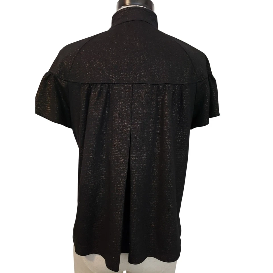 Camisa LaRok Mujer Blazer Mediana Recortada Negro Dorado Acento Manga Corta Top Foto 2 de 4