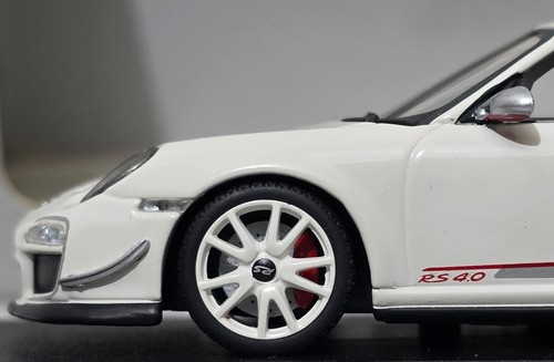 Porsche 911 (997) GT3 RS 4.0 2011 White 1:43 Minichamps WAP 020 001 0C (16) - Picture 9 of 17