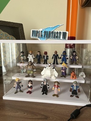 POLYGON FIGUREN VOL 1 UND VOL 2 FINAL FANTASY VII 7 KOMPLETTSET