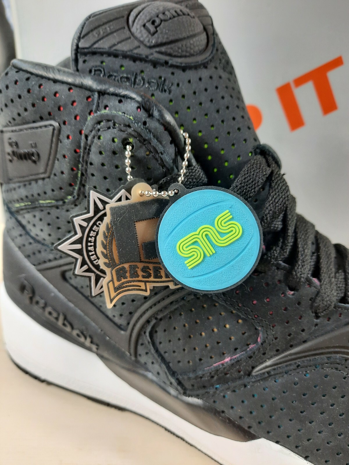 Reebok The Pump Certified X SNS "Blacklight Poster" 25th Anniversary Ships FAST! image 4