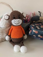 Signe, doudou peluche fait main au crochet neuf, en laine, pour les enfan