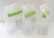 VWR 10062-870 Sterile 75cm Surface Treated Vented Cap Flask 3 Bags 5/Bag New