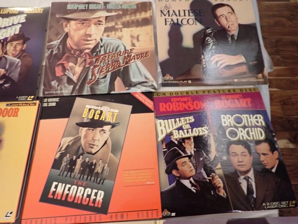Set of 9 Laserdisc Humphrey Bogart Big sleep Dark Passage Casablanca Enforcer Foto 4 de 4