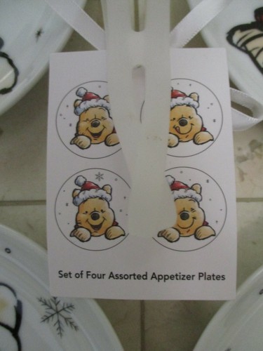 NUEVO CON ETIQUETAS DISNEY WINNIE The POOH SET DE 4 PLATOS APERITIVOS CARA SANTA POOH 6" - Imagen 6 de 11