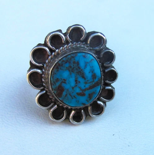 Vintage Navajo Sterling Silver and Turquoise Ring Unsigned