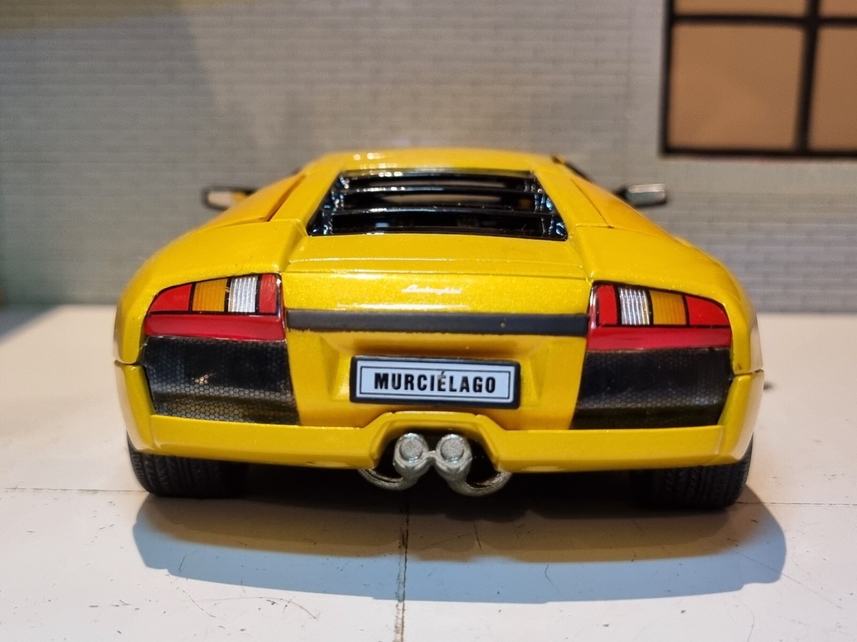 Lamborghini Murcielago Yellow Welly Diecast Detailed 1:24