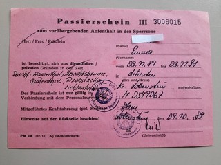 DDR Passierschein III zum vorübergehenden Aufenthalt in der Sperrzone