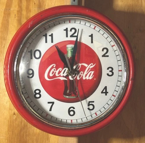 Coca-Cola Vintage Red Diner Style Wall Clock 9" Round Battery Operated