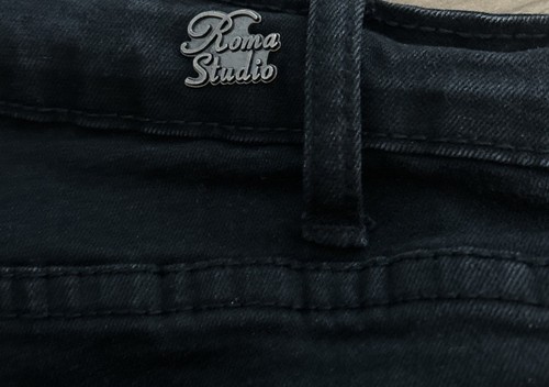 Roma Women’s Plus Size 20 Black Skinny Distressed Jeans Raw Hem 36x28 - Picture 6 of 7
