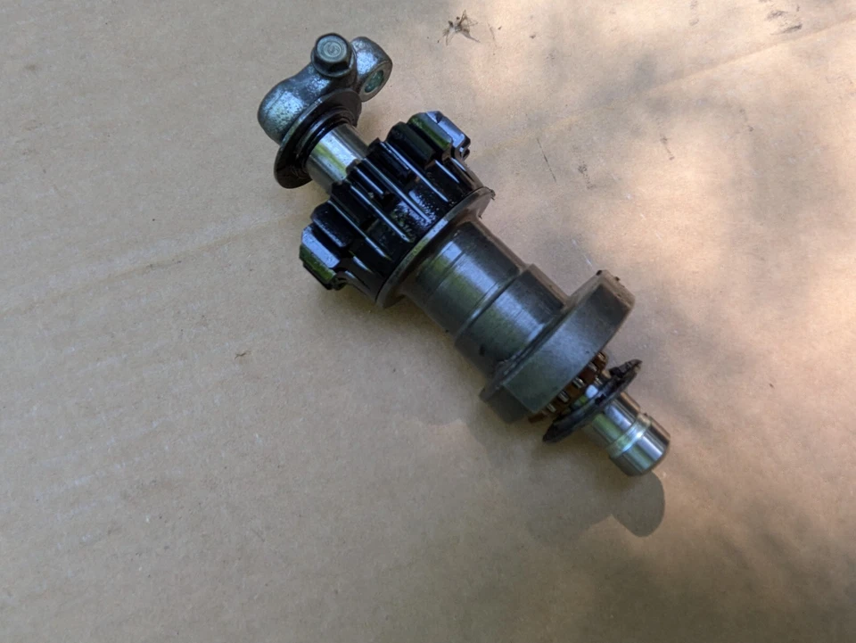 Honda CBR1000F Hurricane 1000 1987 eje de equilibrio con cojinetes - ¡Envío gratuito! Foto 3 de 4