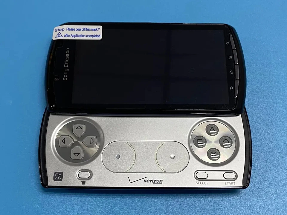Sony Ericsson Xperia PLAY Z1i R800i Original Phone Android OS 3G 5MP WiFi A-GPS - Image 3 of 4