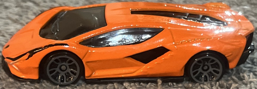 hot wheels lamborghini sian fkp 37, Orange, Loose