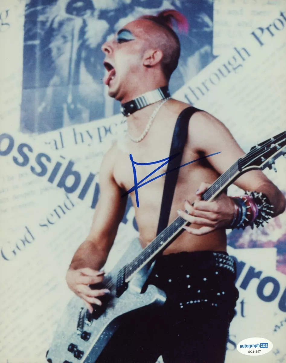 Guitar shop daron malakian