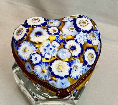 Blue Floral Heart w/24K Gold, Happy Valentines! Chamart Limoges, France  