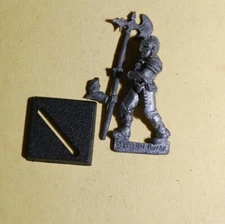 Ral Partha  - Adventurers - Foot Knight w/ Halberd, 2000