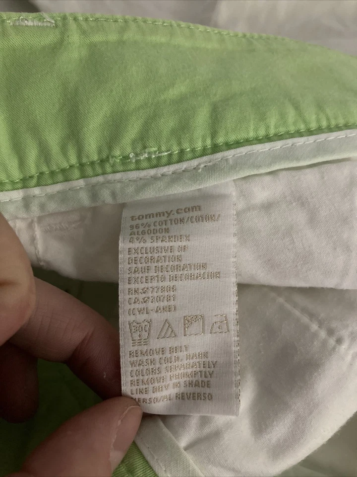 TOMMY HILFIGER Shorts - UK12 W30 - White - Great Condition - Women’s - Image 3 of 4