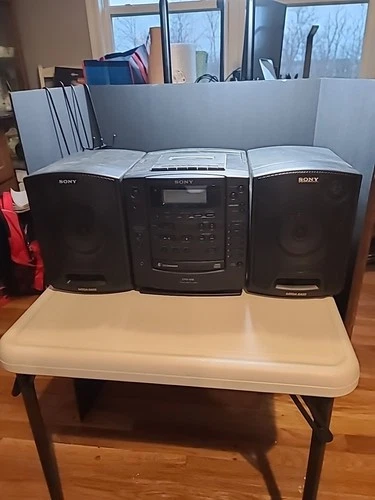 Sony CFD-616 Vtg 6 CD Changer AM/FM Boombox Excellent Working Tested Condition