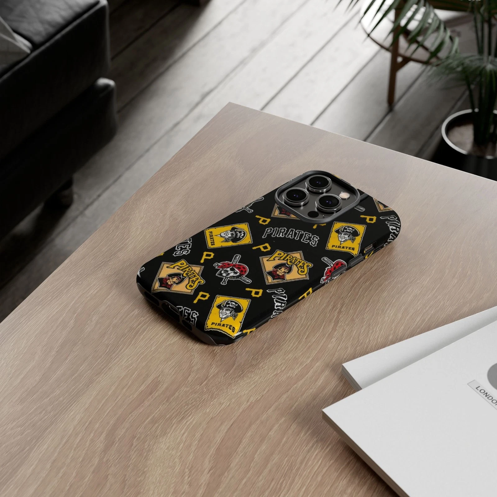 Pittsburgh Pirates Apple iPhone Cases