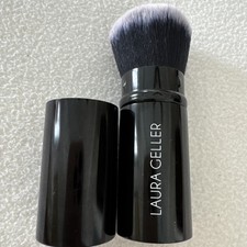 LAURA GELLER NEW YORK Retractable Airbrush Kabuki Brush for All Face Makeup