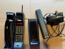 Telefono Motorola DynaTAC 8500x analogico ETACS Brick 1987; kit retrò funzionante anni 80