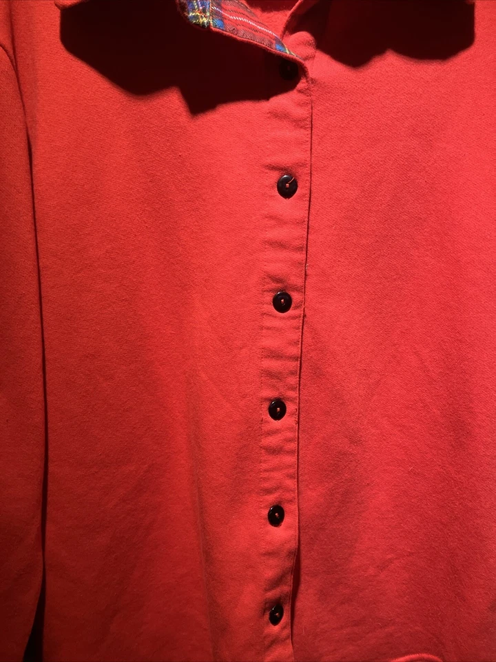 Camiseta quente Metropolitan feminina vermelha média com colarinho xadrez - Imagem 3 de 4