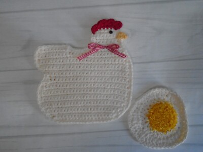   NEW Chicken / Hen,  Hot Pad / Pot holder + Fried Egg Dish Scrubby (Ecru)
