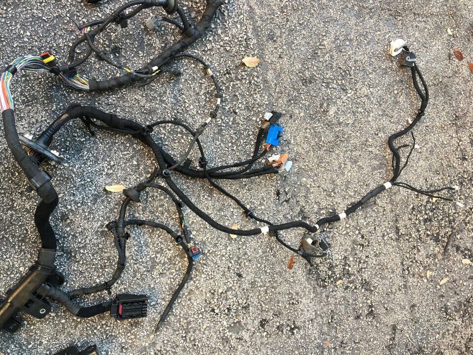 ✝️MASERATI GHIBLI ENGINE BAY WIRE WIRING HARNESS AND FUSE BOX 670008650 OEM
