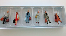 Preiser  HO - Travelers with Luggage #14070 (NIB)