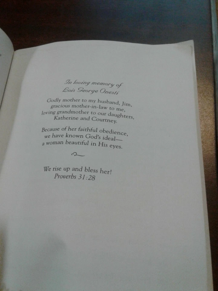 Beautiful in God's Eyes: The Treasures of the Proverbs 31 Woman - George, Elizab - Image 4 of 4