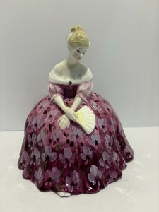 Royal Doulton ロイヤルドルトン ROYAL DOULTON - Victoria フィギュ