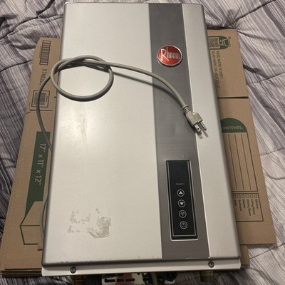 Rheem Indoor Natural Gas Tankless Water Heater 9.5 GPM Smart WIFI ECO200DVELN-3